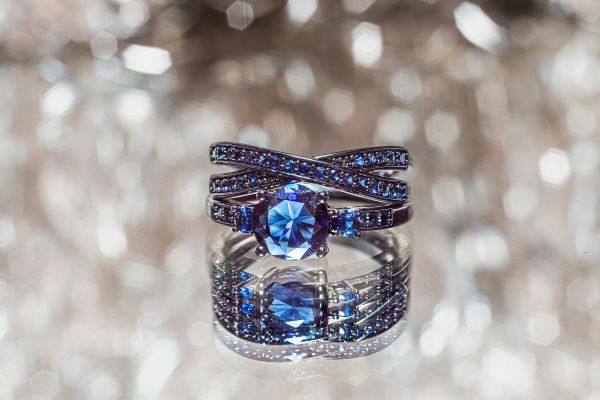 Elegant sapphire jewelry for every occasion and personal style